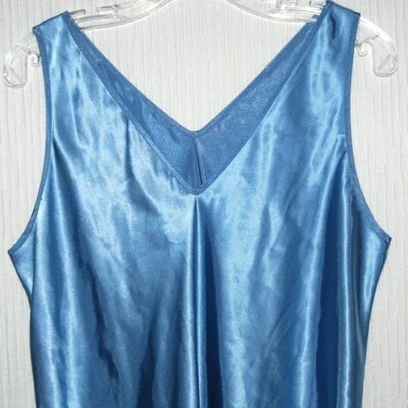 Women's Satin Underwear Sleepwear Night Dress - Picture 2 of 3